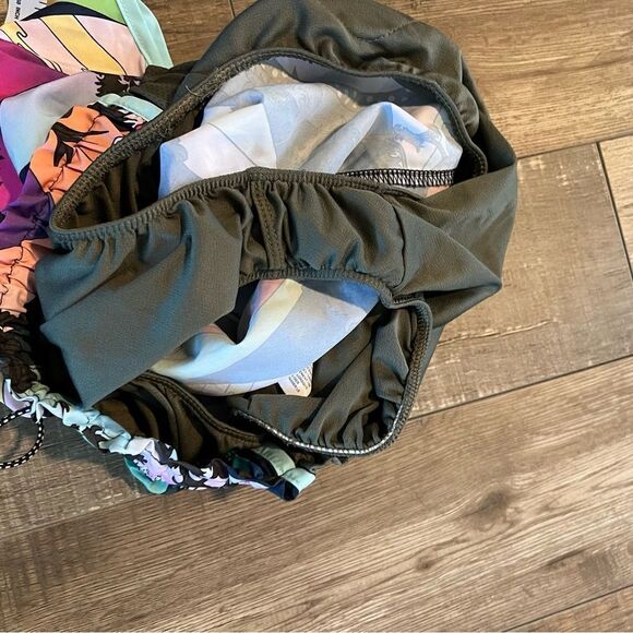 Nike Women's Icon Clash Tempo
Running Shorts size xs - Picture 7 of 13